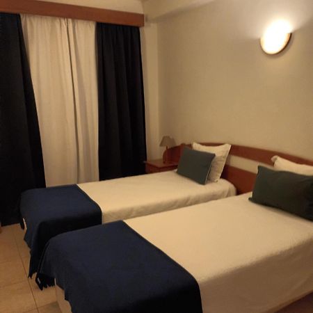 Hospedaria Descansa Pernas モンシケ エクステリア 写真