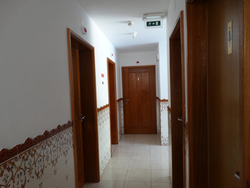 Hospedaria Descansa Pernas モンシケ エクステリア 写真