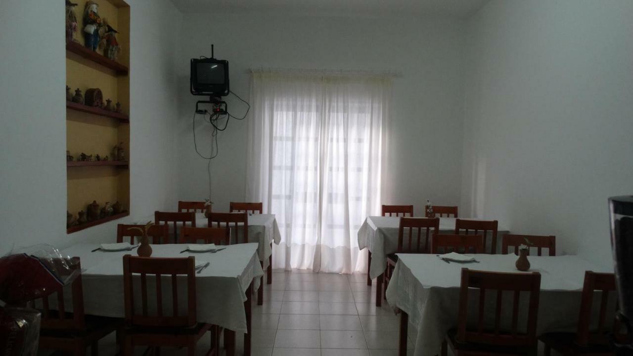 Hospedaria Descansa Pernas モンシケ エクステリア 写真